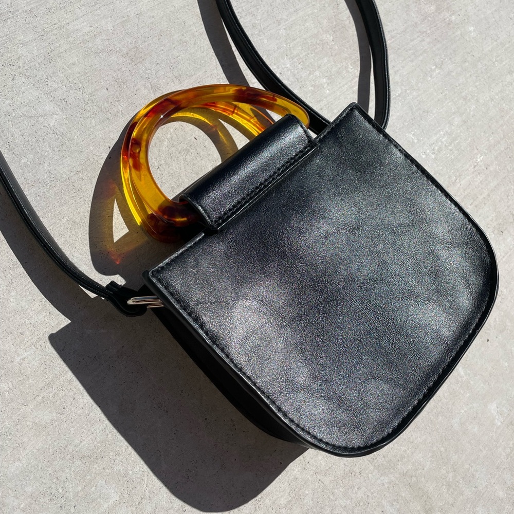 Small Black Purse Crossbody with Tortoise Shell Acrylic Handles EUC